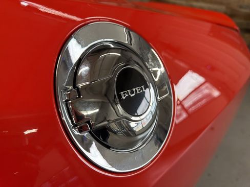 Used 2019 Dodge Challenger SXT image 22