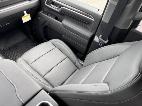 New 2026 Chevrolet Silverado 2500 LTZ w/ LTZ Convenience Package AWD/4WD image 9