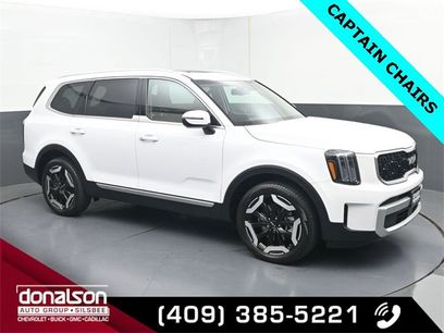 Used 2024 Kia Telluride EX w/ EX Captain's Chair Package