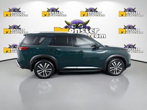 Used 2022 Nissan Pathfinder Platinum AWD/4WD image 4