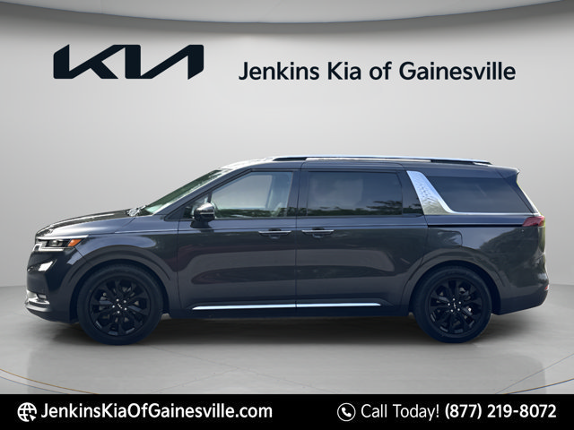 Used 2023 Kia Carnival SX Prestige FWD image 4