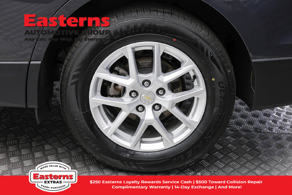 Used 2022 Chevrolet Equinox LS AWD/4WD image 9