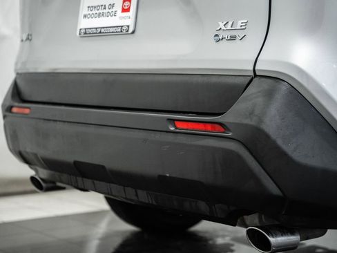 Used 2025 Toyota RAV4 XLE image 8