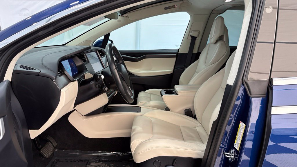 Used 2019 Tesla Model X 75D AWD/4WD image 15