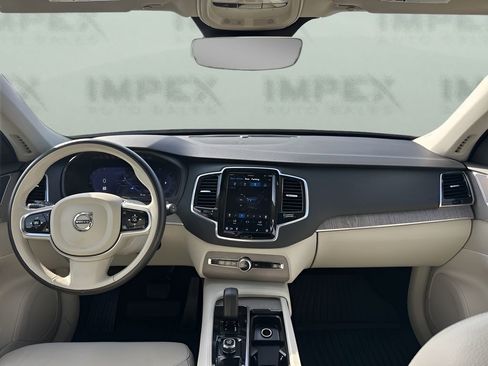 Used 2024 Volvo XC90 B6 Plus w/ Protection Package Premier image 16