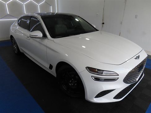 Used 2022 Genesis G70 2.0T w/ Prestige Package AWD/4WD image 8