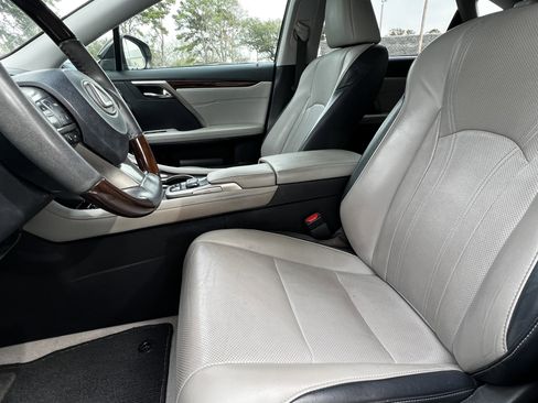 Used 2019 Lexus RX 350 FWD image 17