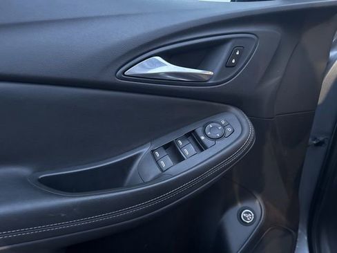 Used 2020 Buick Encore GX Preferred w/ Sport Touring Package image 13