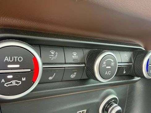 Used 2021 Alfa Romeo Stelvio Ti Sport AWD/4WD image 22