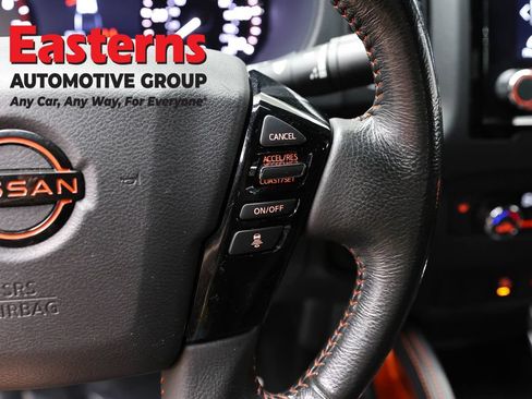 Used 2023 Nissan Frontier PRO-4X AWD/4WD image 16
