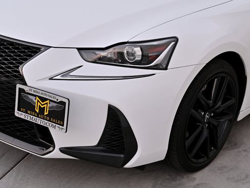 Used 2017 Lexus IS 200t IS Turbo RWD image 28