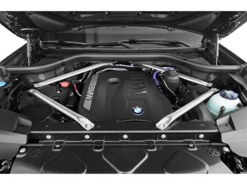 Used 2023 BMW X7 xDrive40i w/ M Sport Package AWD/4WD image 15