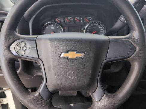 Used 2019 Chevrolet Silverado 2500 W/T w/ WT Convenience Package AWD/4WD image 19