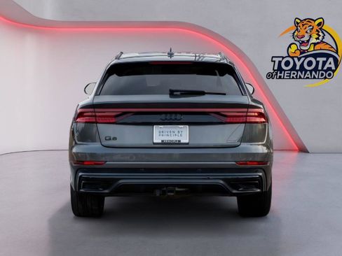 Used 2021 Audi Q8 Prestige image 6