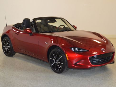 New 2026 MAZDA MX-5 Miata Grand Touring w/ Weather Package image 1