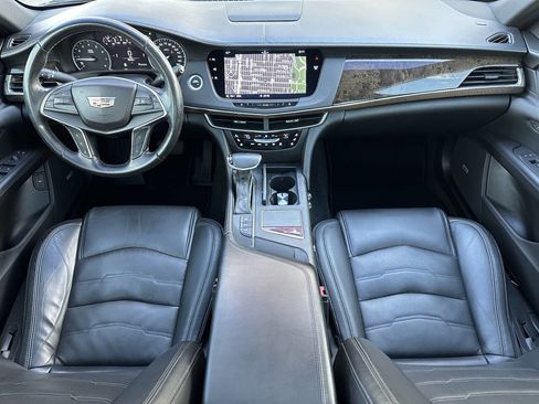 Used 2018 Cadillac CT6 Luxury image 14