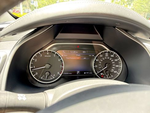 Used 2023 Nissan Murano SV w/ SV Midnight Edition Package FWD image 49