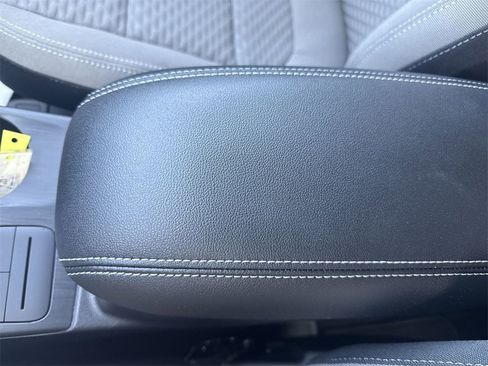 Used 2022 Ford Escape SE w/ Convenience Package image 39