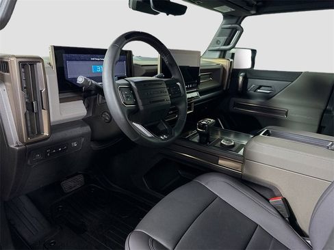 Used 2024 GMC Hummer EV 3X image 3