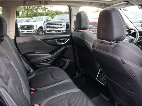 Used 2021 Subaru Forester Premium image 29