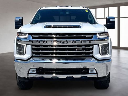 Used 2022 Chevrolet Silverado 2500 LTZ w/ LTZ Plus Package AWD/4WD image 2
