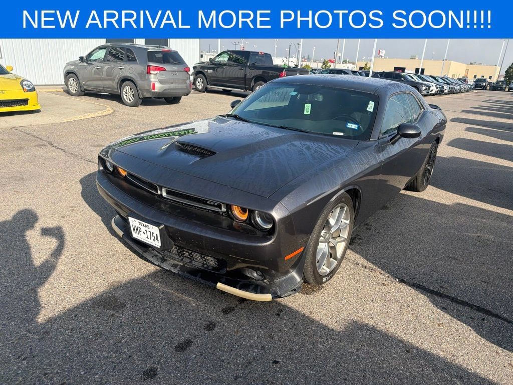 Used 2022 Dodge Challenger GT RWD image 3