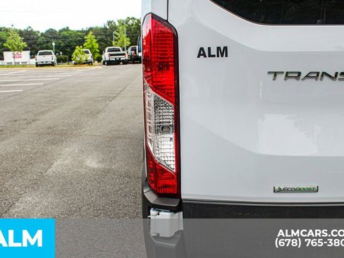 Used 2025 Ford Transit 350 XLT RWD image 13