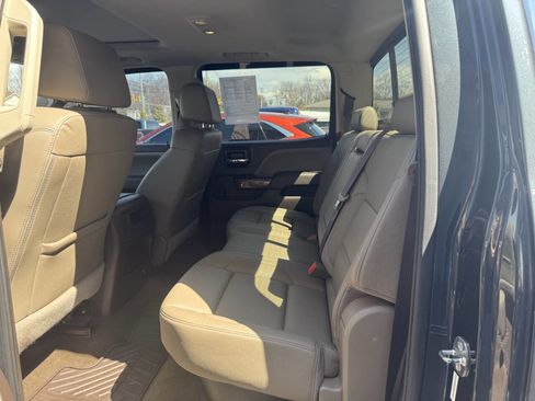 Used 2017 GMC Sierra 1500 SLT AWD/4WD image 18