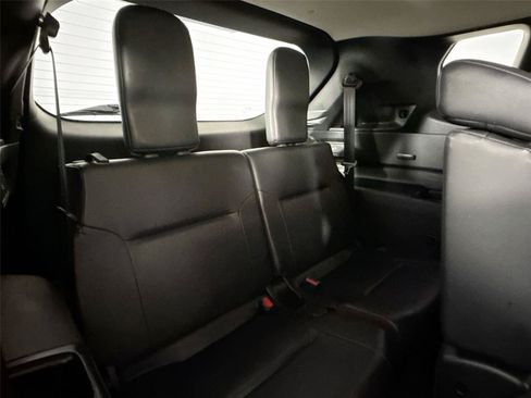 Used 2024 Mitsubishi Outlander SEL FWD image 40