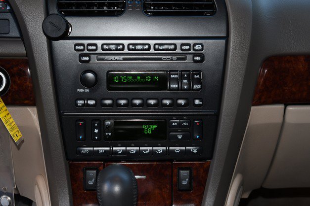 Used 2001 Lincoln LS RWD image 21