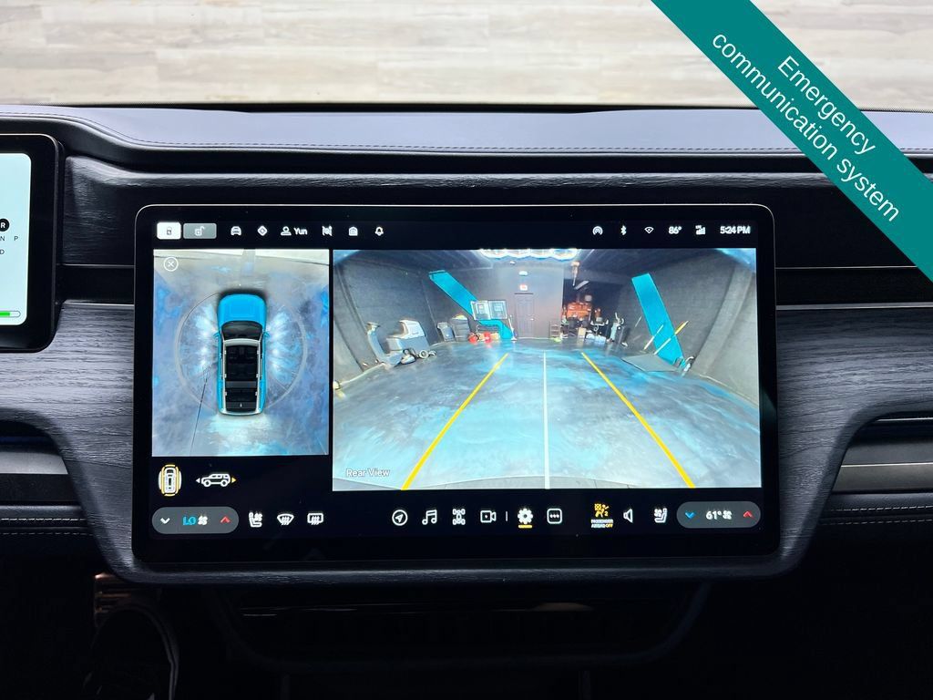 Used 2024 Rivian R1S Adventure Dual AWD/4WD image 11