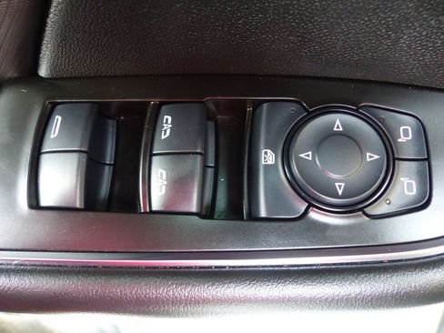 Used 2024 Buick Envision Preferred AWD/4WD image 21
