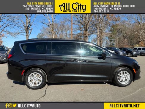 Used 2020 Chrysler Voyager Lxi image 8
