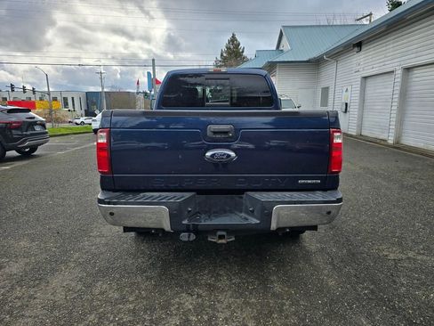 Used 2013 Ford F250 Lariat w/ Chrome Pkg image 4