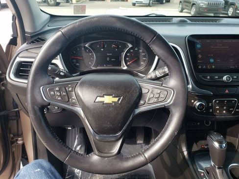 Used 2019 Chevrolet Equinox Premier image 10