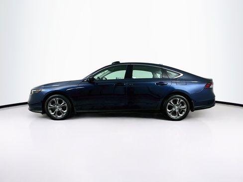 Used 2024 Honda Accord EX image 4