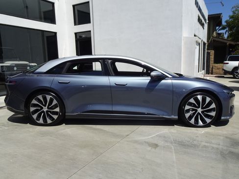 Used 2024 Lucid Air Grand Touring AWD/4WD image 8