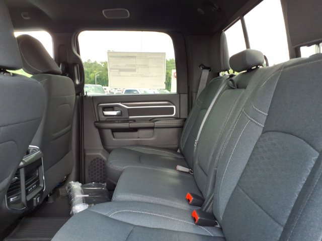 New 2026 RAM 2500 Big Horn AWD/4WD image 7