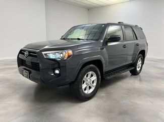 Used 2024 Toyota 4Runner SR5 RWD video 3