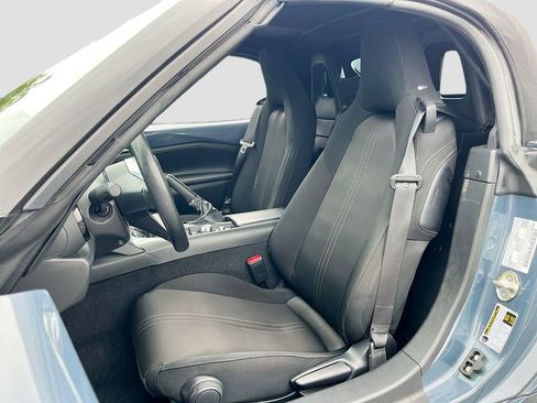 Used 2022 MAZDA MX-5 Miata Club image 19