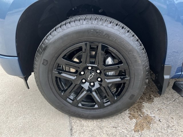 Used 2024 Chevrolet Silverado 1500 Custom RWD image 33