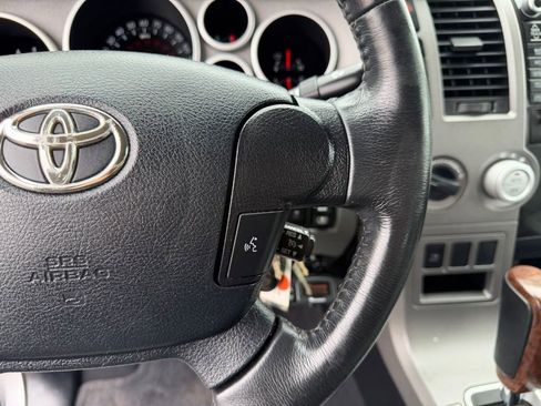 Used 2012 Toyota Tundra Limited w/ Memory Pkg AWD/4WD image 19