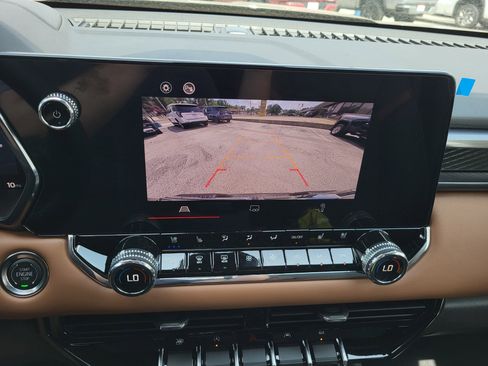 New 2025 GMC Canyon AT4 w/ Nightfall Edition image 7