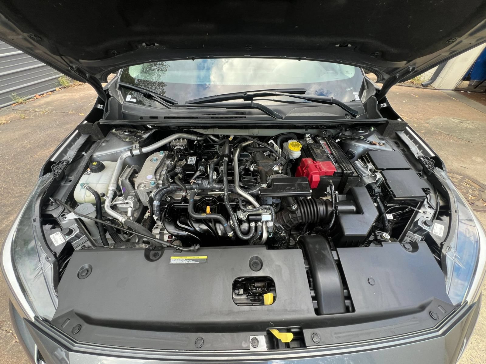 Used 2025 Nissan Sentra SV FWD image 26