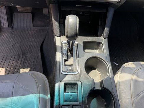 Used 2019 Subaru Outback 2.5i Limited image 29