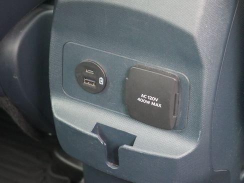 Certified 2024 Ford Maverick Lariat AWD/4WD image 32