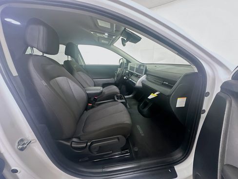 Used 2024 Hyundai Ioniq 5 SEL RWD image 31