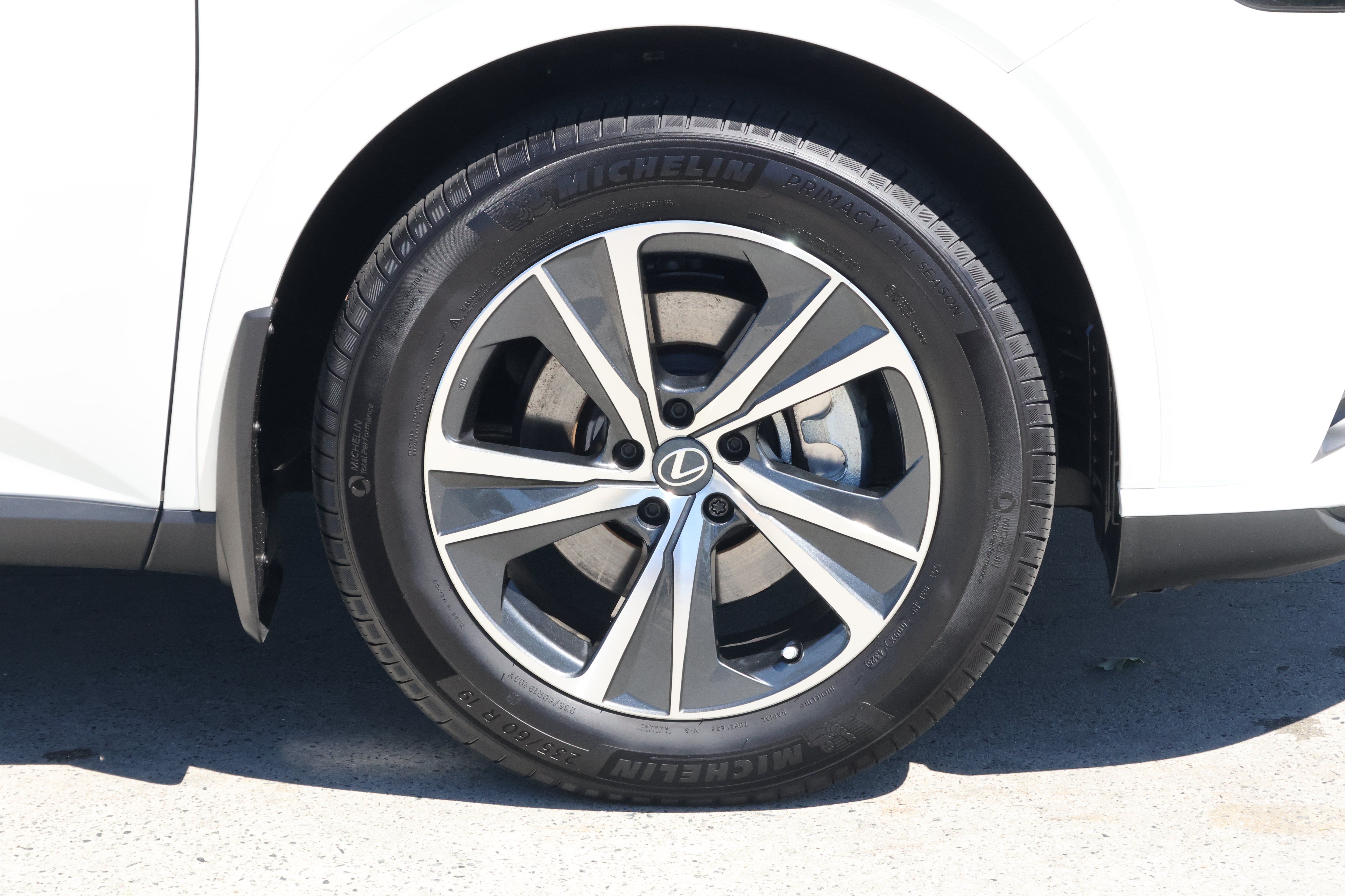 Used 2026 Lexus RX 350h w/ Convenience Package AWD/4WD image 11