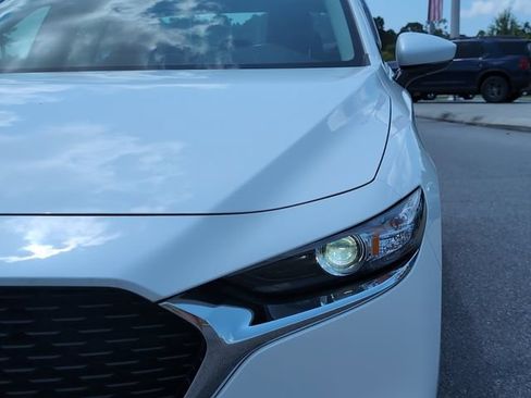 Used 2023 MAZDA MAZDA3 s FWD image 12