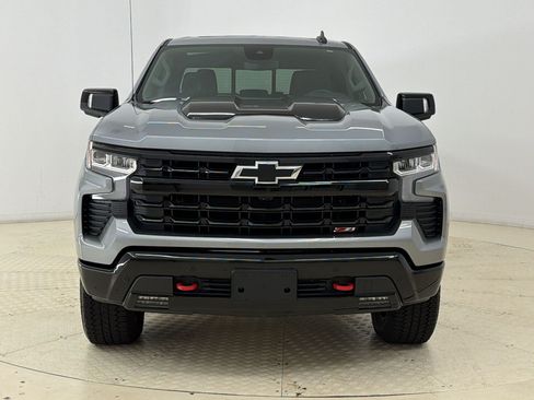 Used 2025 Chevrolet Silverado 1500 LT Trail Boss w/ LT Trail Boss Premium Package AWD/4WD image 6